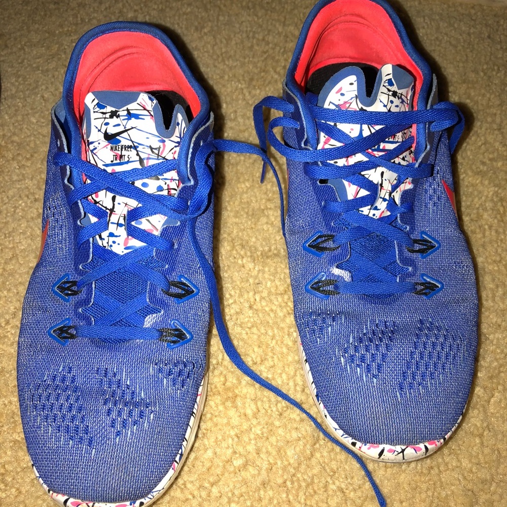 Nike free runs👟👟👟